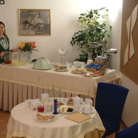 Caravaggio Hotel 